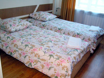 Кровать классическая